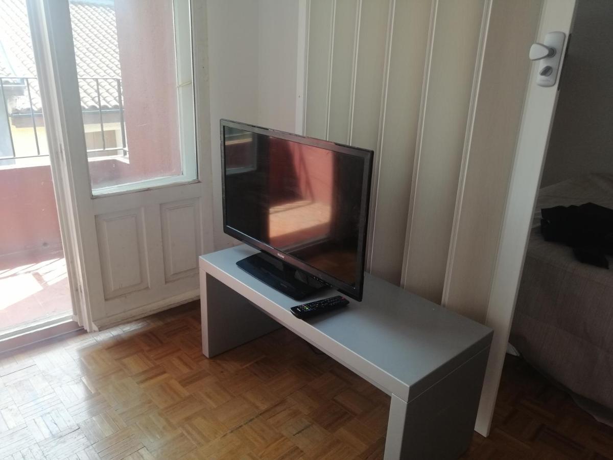 Luminoso, céntrico y silencioso apartamento Jaca Extérieur photo