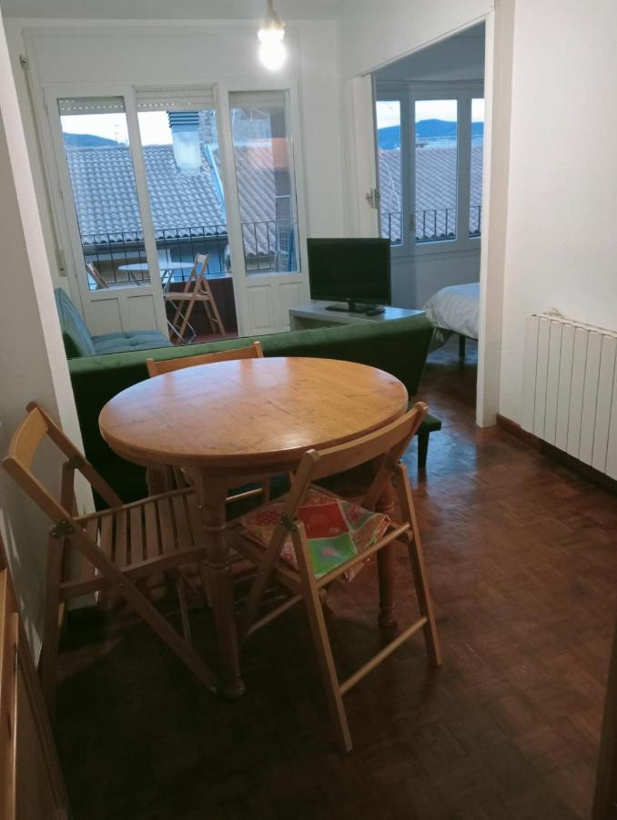 Luminoso, céntrico y silencioso apartamento Jaca Extérieur photo